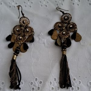 VINTAGE EARRINGS